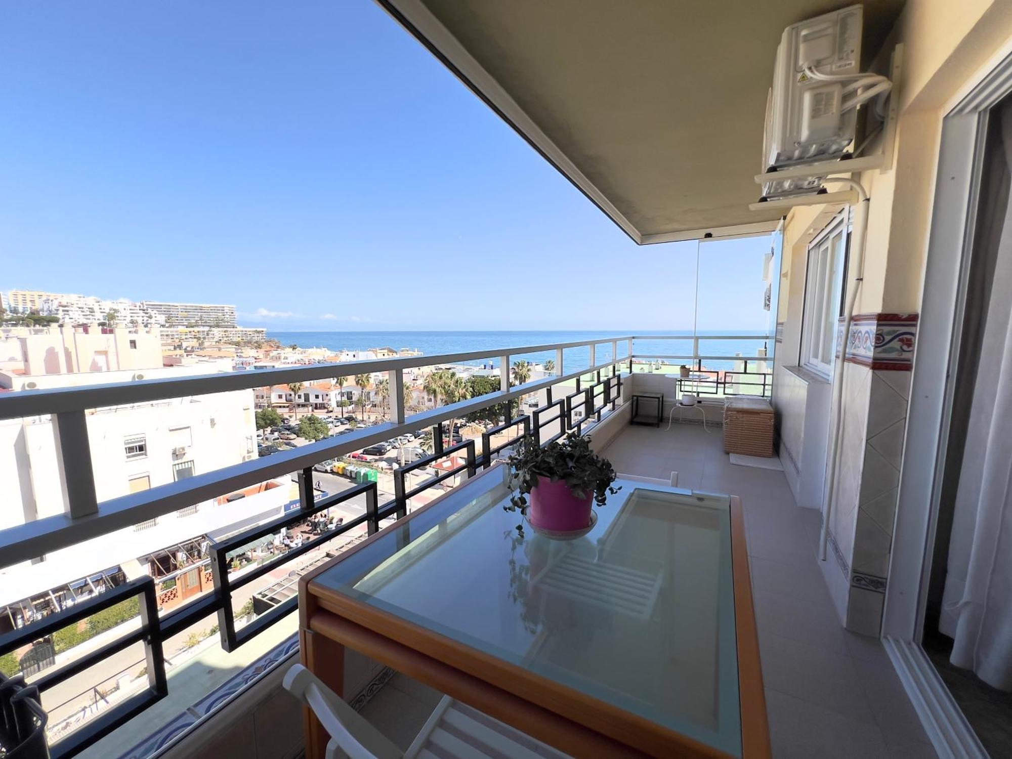 En Carihuela Con Vistas Y Plaza De Garaje, Nucleo Cristal Apartment Торемолинос Екстериор снимка